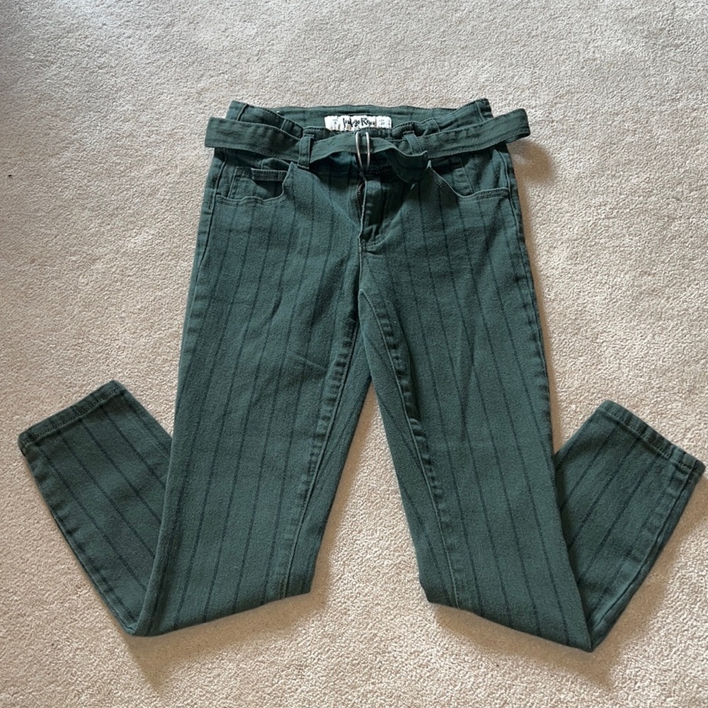 Indigo Rein Juniors’ Striped Twill Skinny Jeans